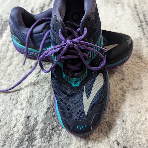 Worn 1 time! Brooks Puregrit 5, w's 9.5 - Picture 2 of 5